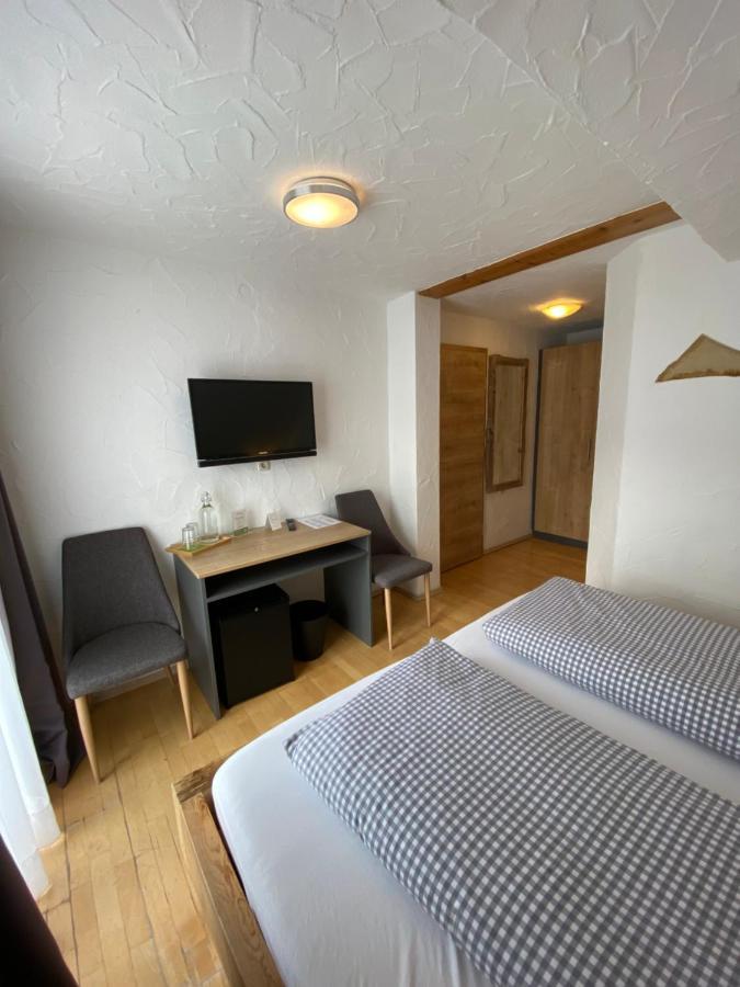 Hotel Garni Alpengruss Гарміш-Партенкірхен Екстер'єр фото